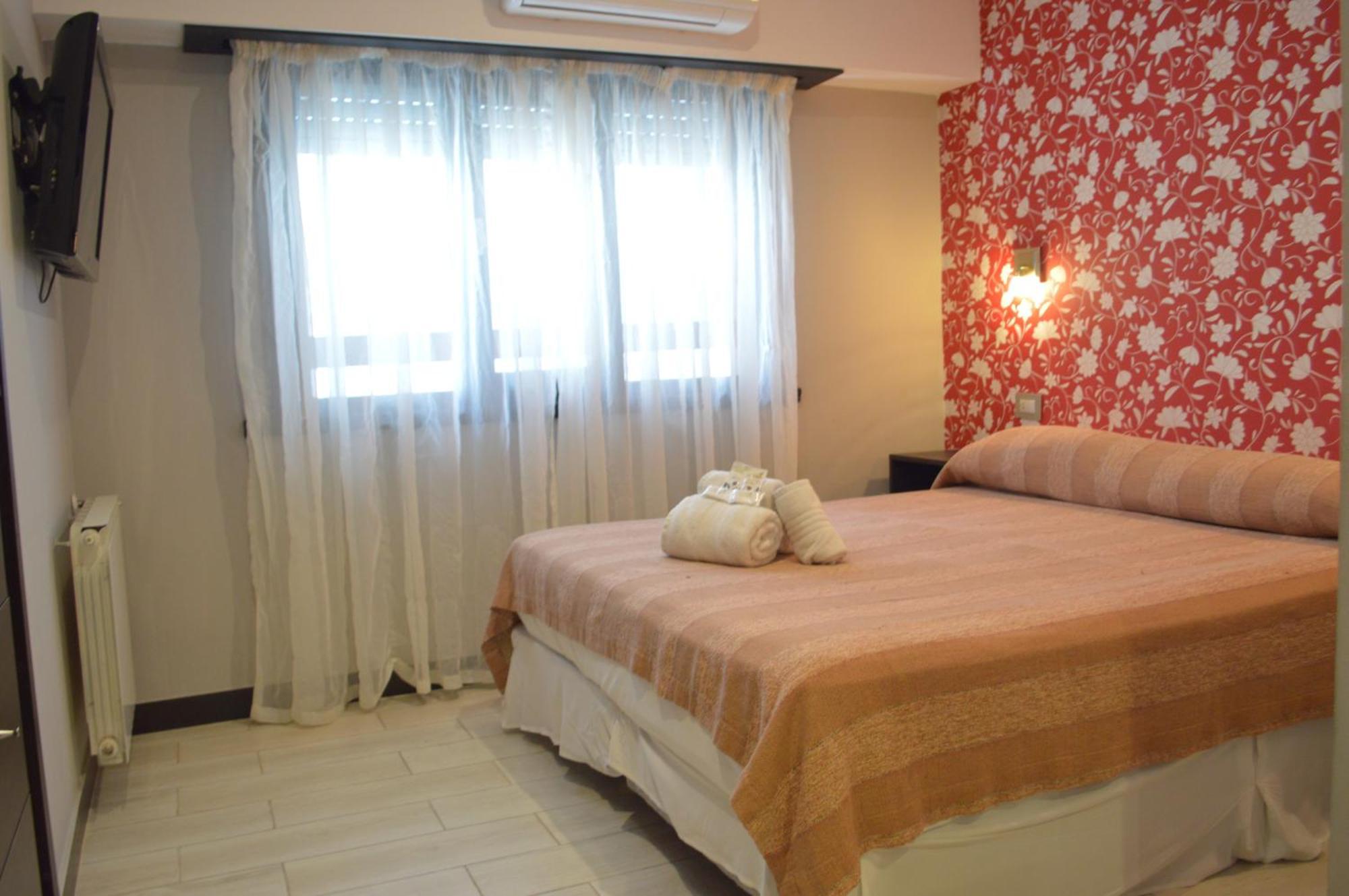 Hotel Castellon Mar del Plata Buitenkant foto